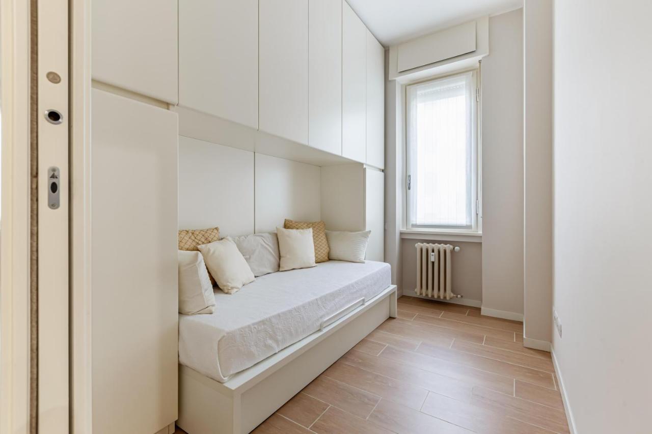 Bright Apt In Milano Citta Studi - 2 Balconies Luaran gambar