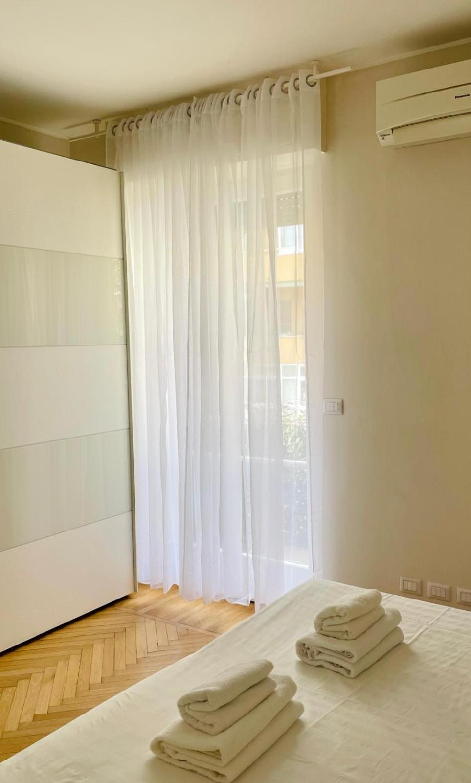 Bright Apt In Milano Citta Studi - 2 Balconies Luaran gambar